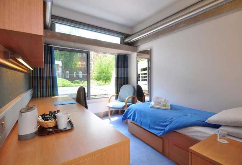 חדר סטנדרד יחיד חדר אמבטיה משותף, Christ S College Cambridge