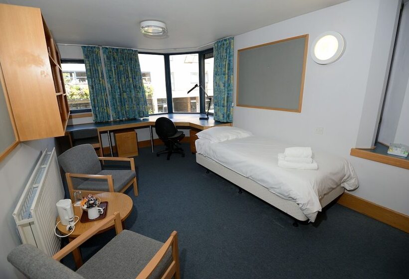 חדר סטנדרט יחיד, Christ S College Cambridge