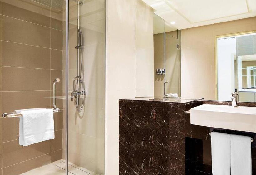 Cameră Standard Pat King Size, Four Points By Sheraton Puchong