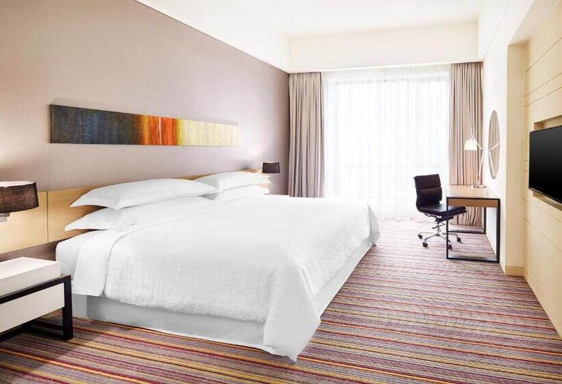 Cameră Standard Pat King Size, Four Points By Sheraton Puchong