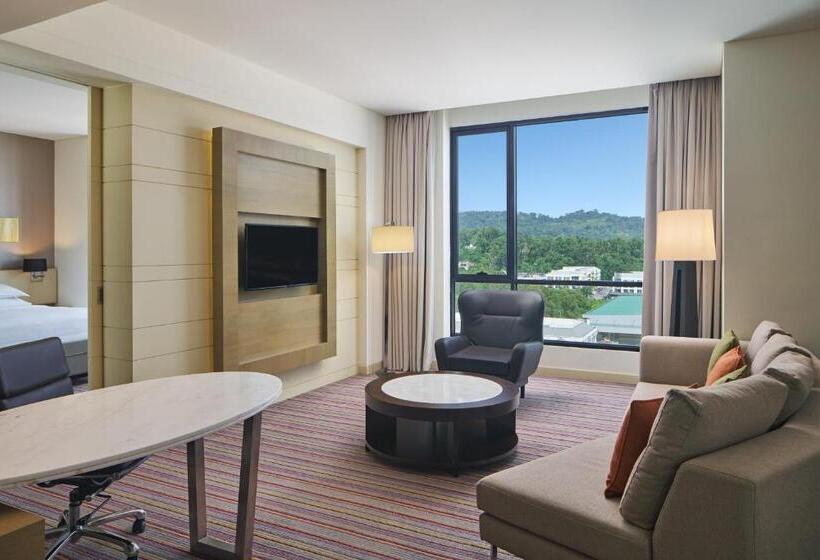 Suite Pat King, Four Points By Sheraton Puchong