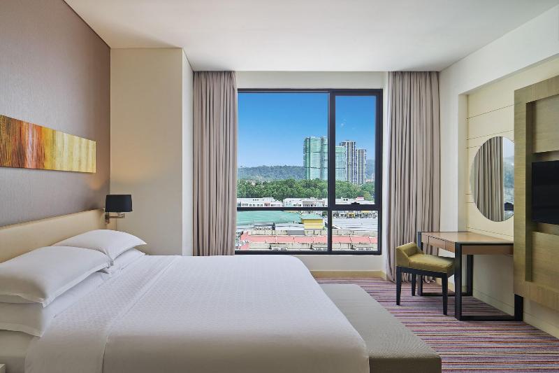 Suite Pat King, Four Points By Sheraton Puchong