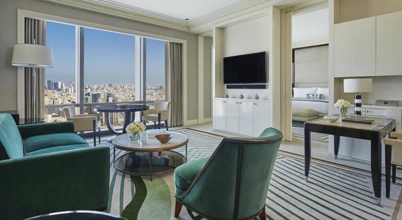سوییت لوکس, Four Seasons Hotel Bahrain Bay
