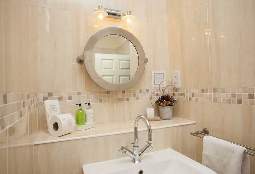 高级大房间, Glentower Lower Observatory