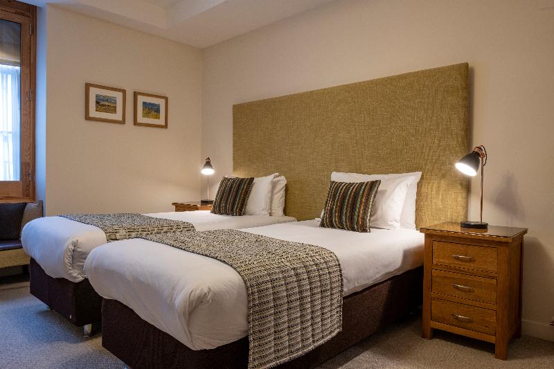 Апартаменты Ejecutiva 2 Спальни, Inverness City Suites