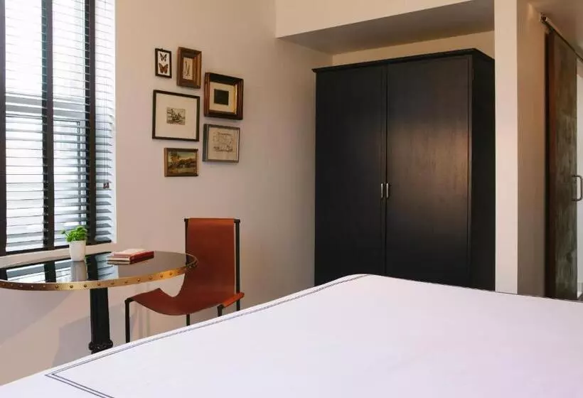 キングサイズベッドのスタンダードルーム, Kimpton Palladian Hotel, An Ihg
