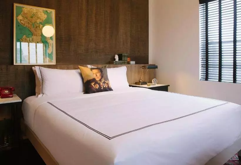 キングサイズベッドのスタンダードルーム, Kimpton Palladian Hotel, An Ihg