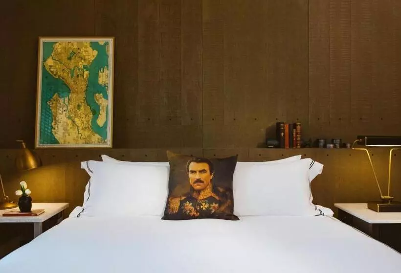 キングサイズベッドのスタンダードルーム, Kimpton Palladian Hotel, An Ihg