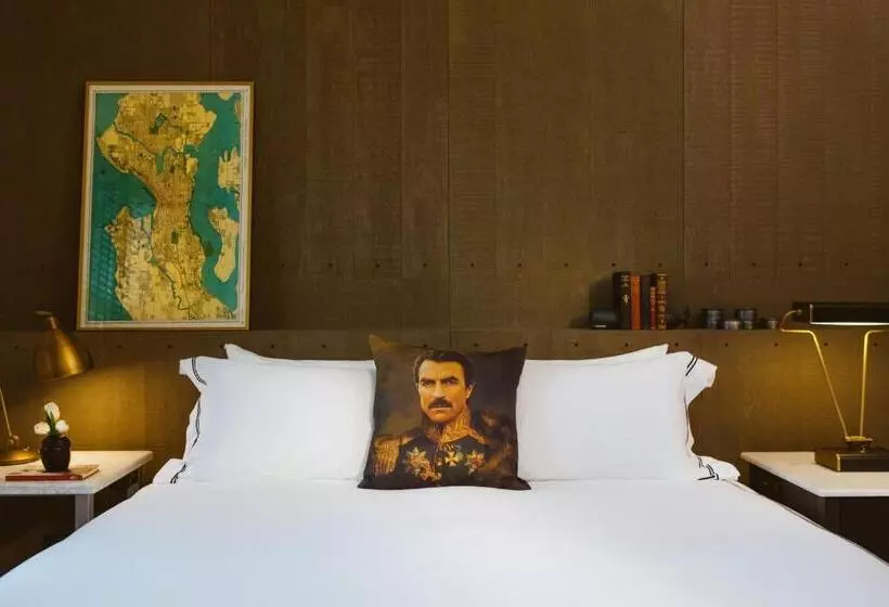 キングサイズベッドのスタンダードルーム, Kimpton Palladian Hotel, An Ihg