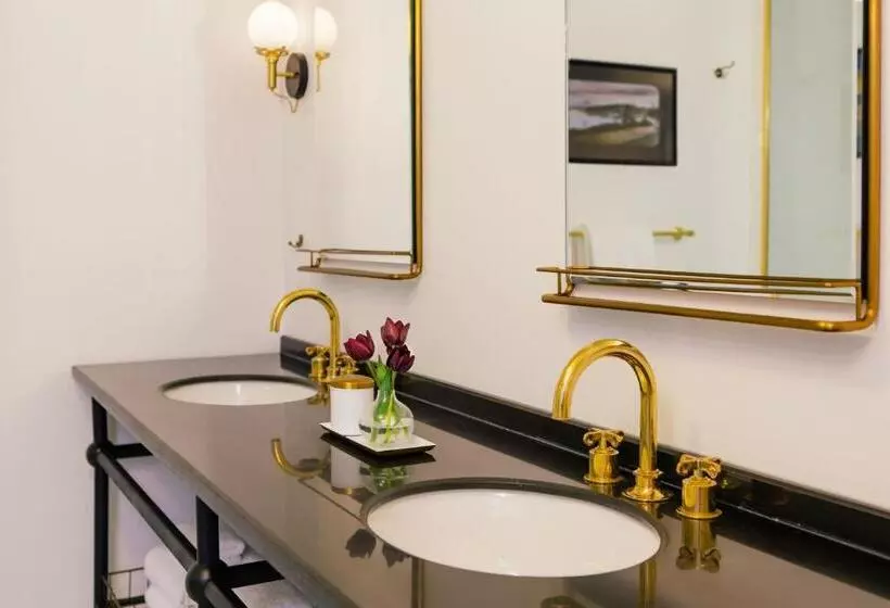 キングサイズベッドのスタンダードルーム, Kimpton Palladian Hotel, An Ihg