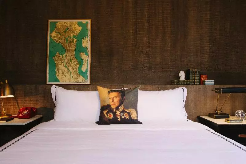 キングサイズベッドのデラックスルーム, Kimpton Palladian Hotel, An Ihg