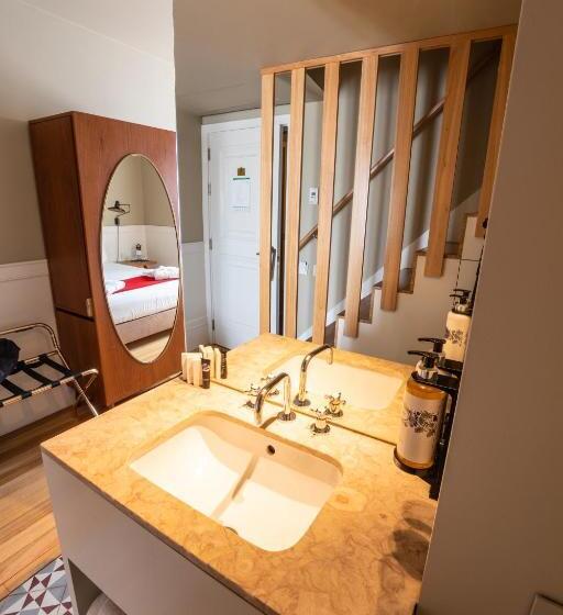 اتاق خانوادگی, Porto A.s. 1829