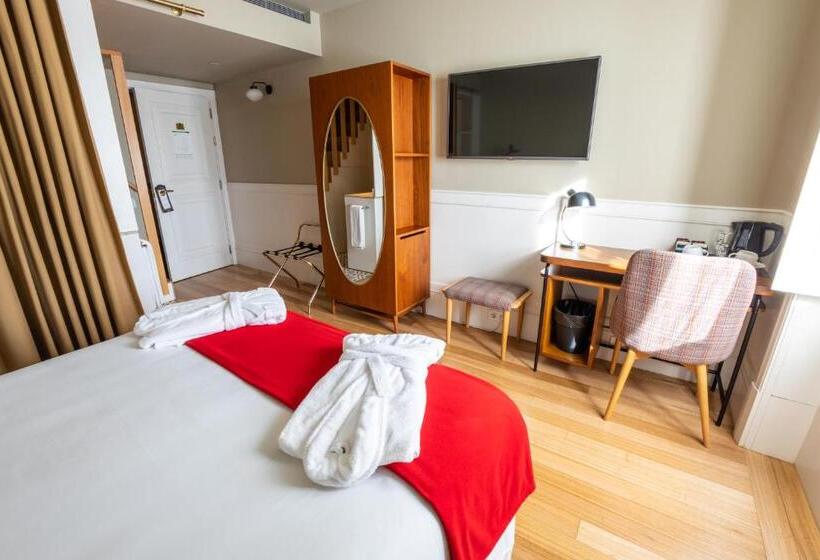 اتاق خانوادگی, Porto A.s. 1829