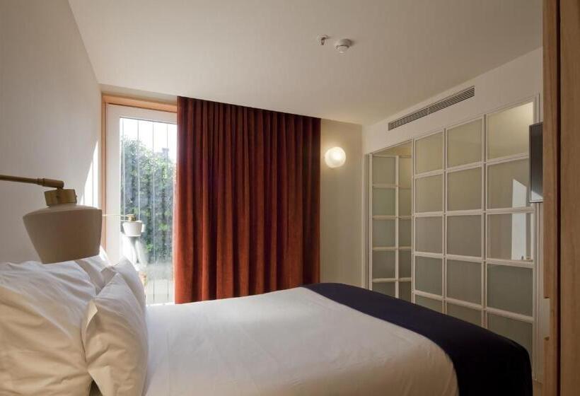 اتاق عادی, Porto A.s. 1829