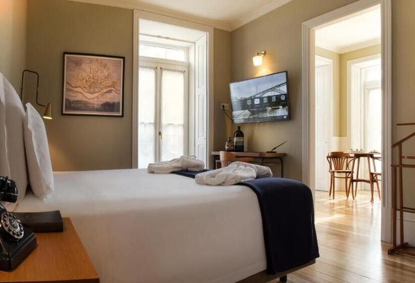 اتاق سوپریور, Porto A.s. 1829