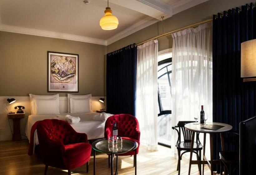 اتاق سوپریور, Porto A.s. 1829