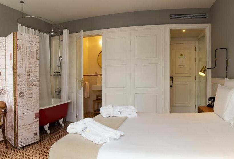 اتاق سوپریور, Porto A.s. 1829