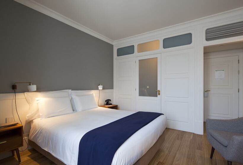 اتاق استاندارد با چشمانداز شهر, Porto A.s. 1829