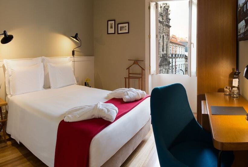 اتاق خانوادگی, Porto A.s. 1829