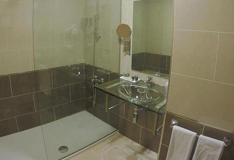 标准间, Reus Park