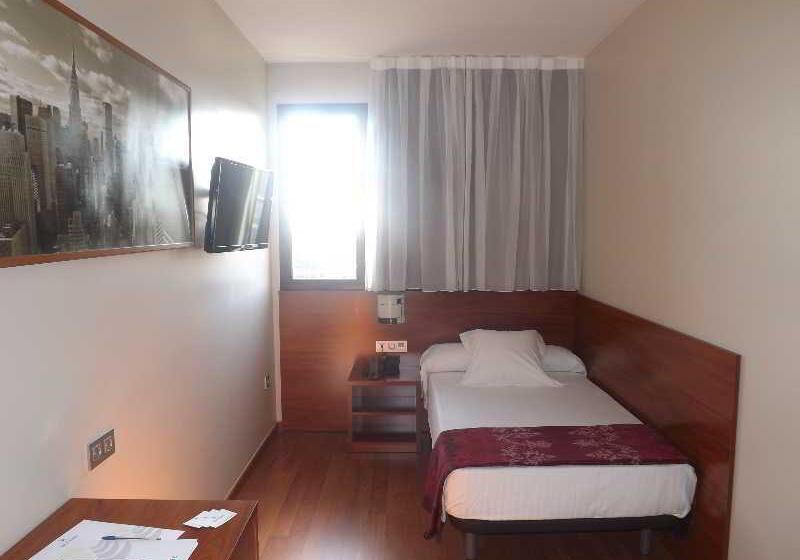 标准间, Reus Park