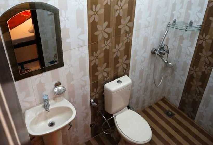 デラックスルーム, Robin