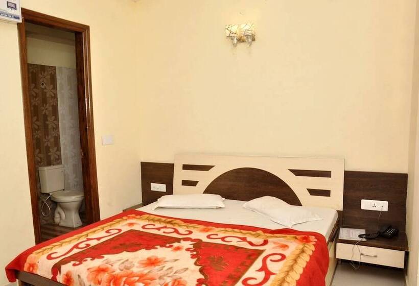 デラックスルーム, Robin