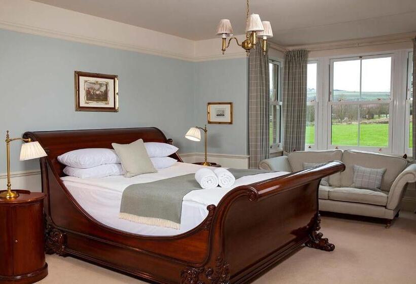 Номер Премиум, Burythorpe House