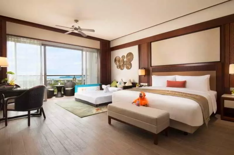 キングサイズベッドのスタンダードルーム, Shangrila Sanya