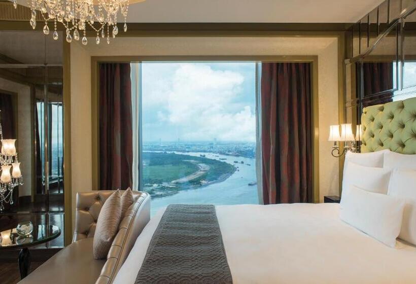 اتاق لوکس با تخت بزرگ, The Reverie Saigon