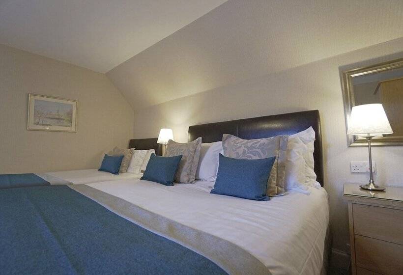 ファミリールーム, Tigh Na Cloich