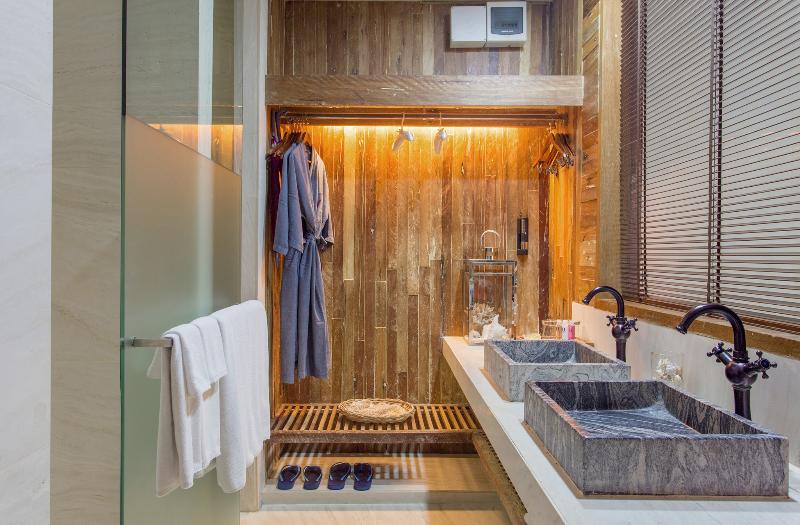 디럭스 룸 바다 전망, U Pattaya