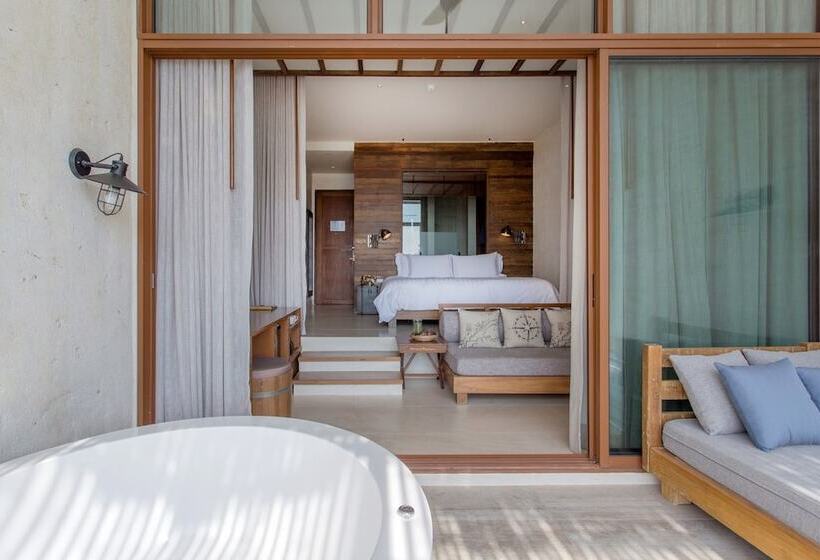 디럭스 룸 바다 전망, U Pattaya