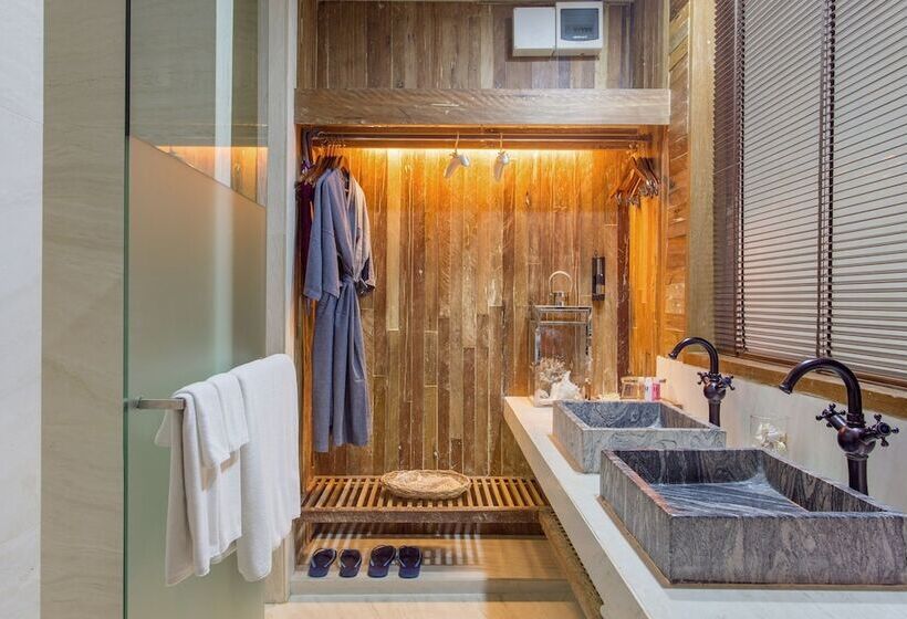 디럭스 룸 바다 전망, U Pattaya