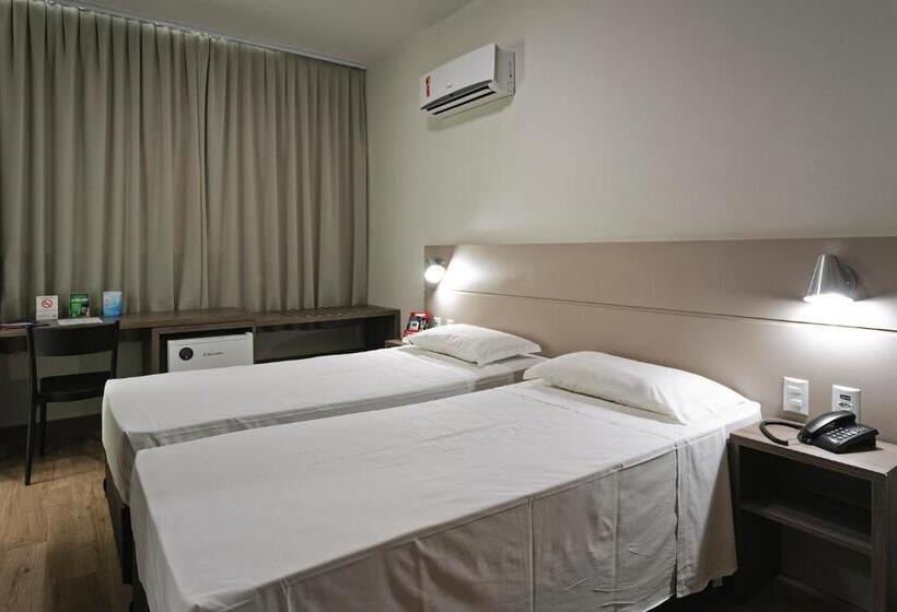 수피리어 룸, Valerim Itajai / Navegantes