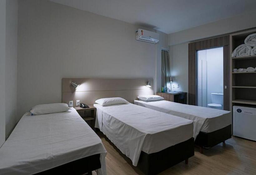 수피리어 트리플 룸, Valerim Itajai / Navegantes