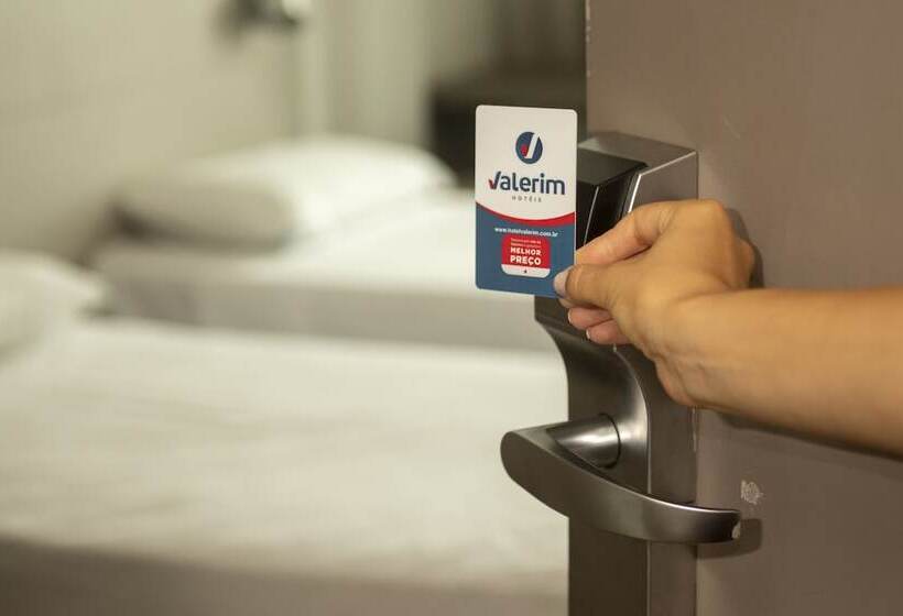 수피리어 트리플 룸, Valerim Itajai / Navegantes