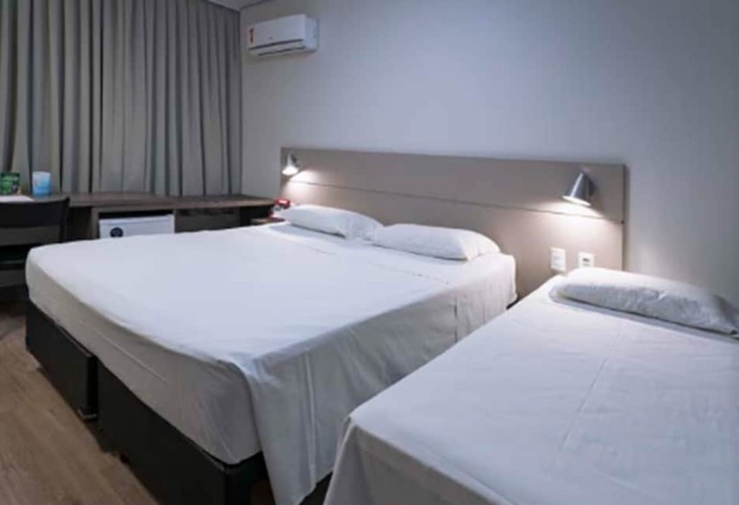 수피리어 트리플 룸, Valerim Itajai / Navegantes