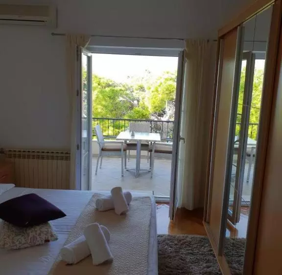 オーシャンビューデラックスルーム, Villa Marija