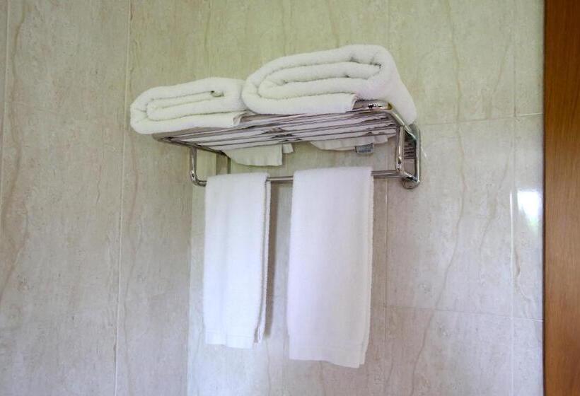 اتاق استاندارد با وان آب گرم, Mas La Casassa