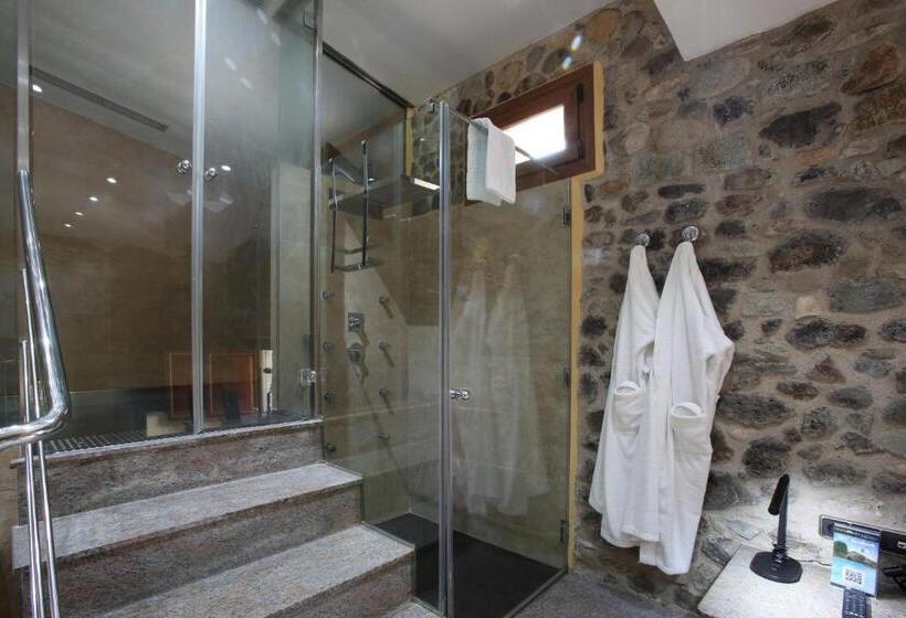 سوییت با استخر, Mas La Casassa