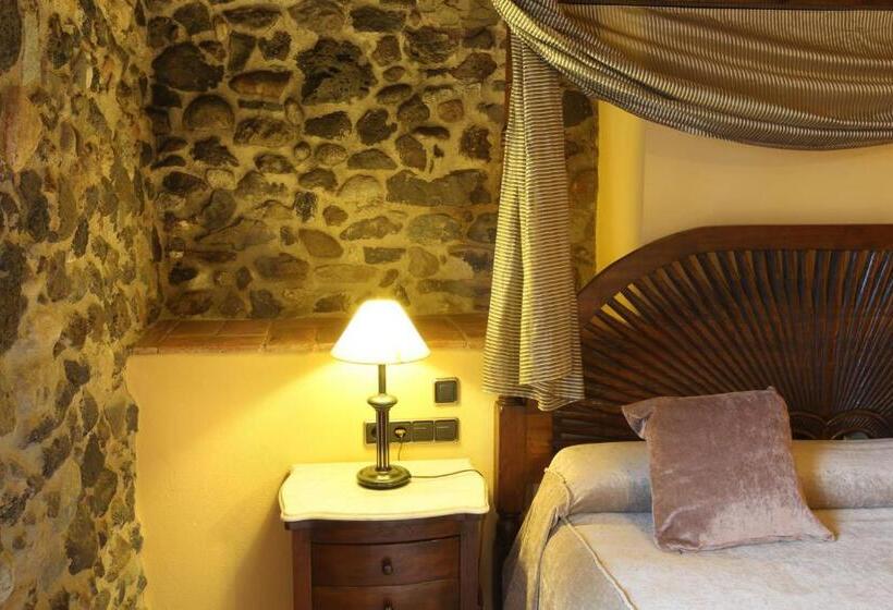 Suíte com Hidromassagem, Mas La Casassa