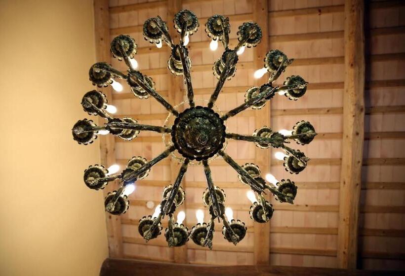 سوییت با استخر, Mas La Casassa