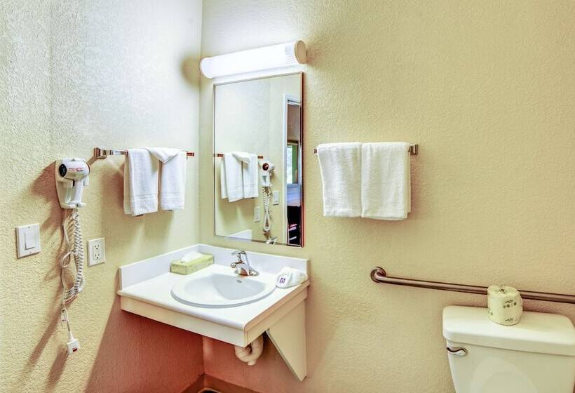 Номер Стандарт 2 Двуспальные Кровати, Motel 6huntsville, On