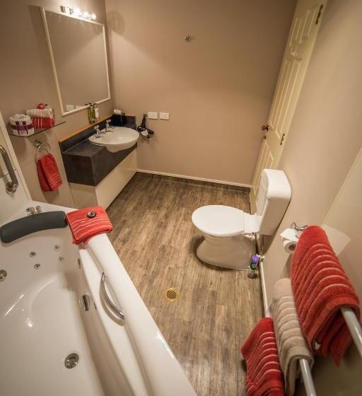 آپارتمان 1 خوابه, Lakefront Lodge