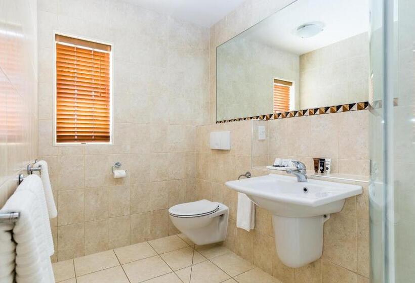 חדר דלוקס, Pebble Beach Motor Inn