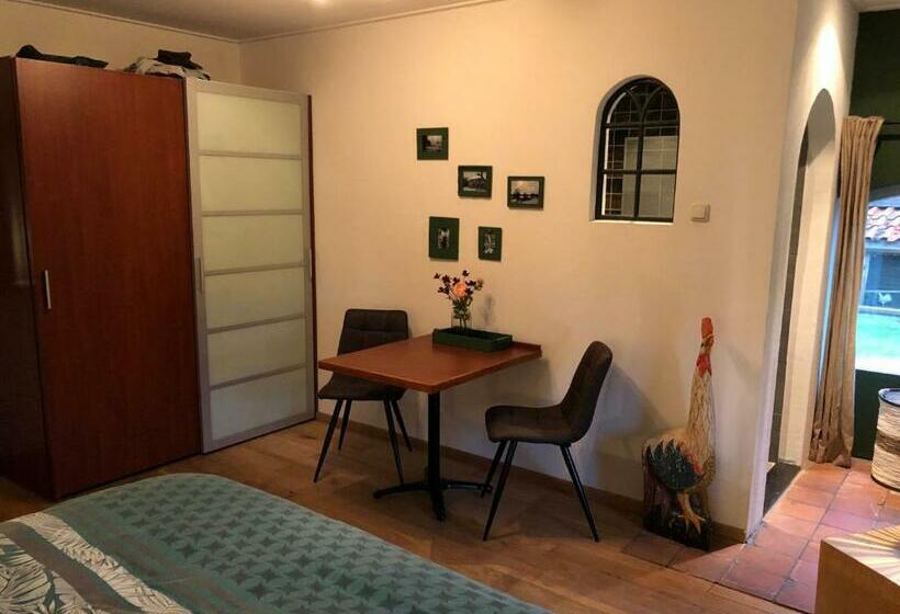 חדר דלוקס, Rumah Indo Garden