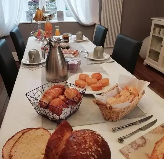 ファミリールーム, Chambres D Hôtes La Tuilerie