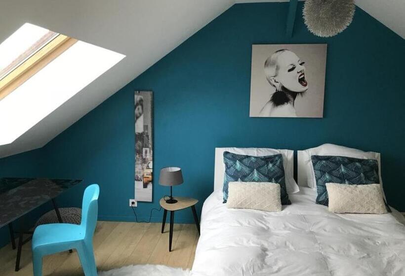 Номер Deluxe, Chez Marianne