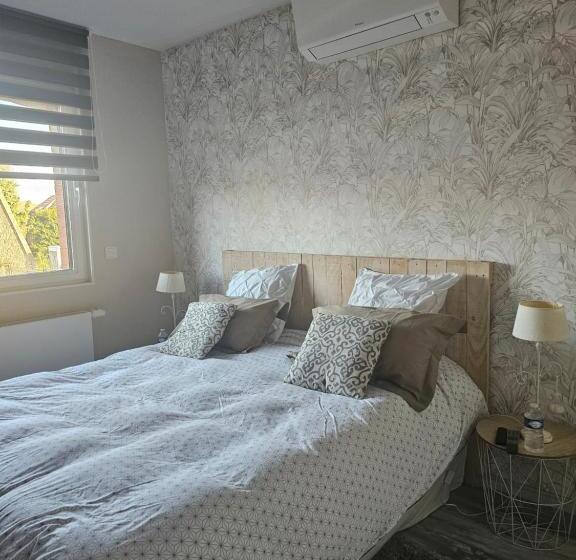 디럭스 룸, Chez Marianne